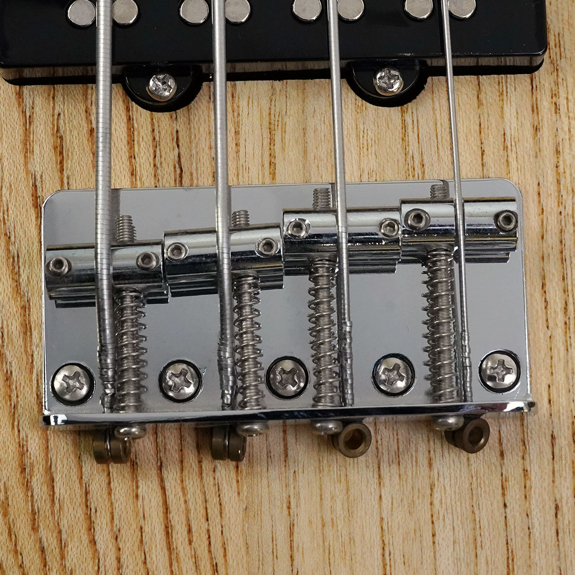 TBJ-4450N